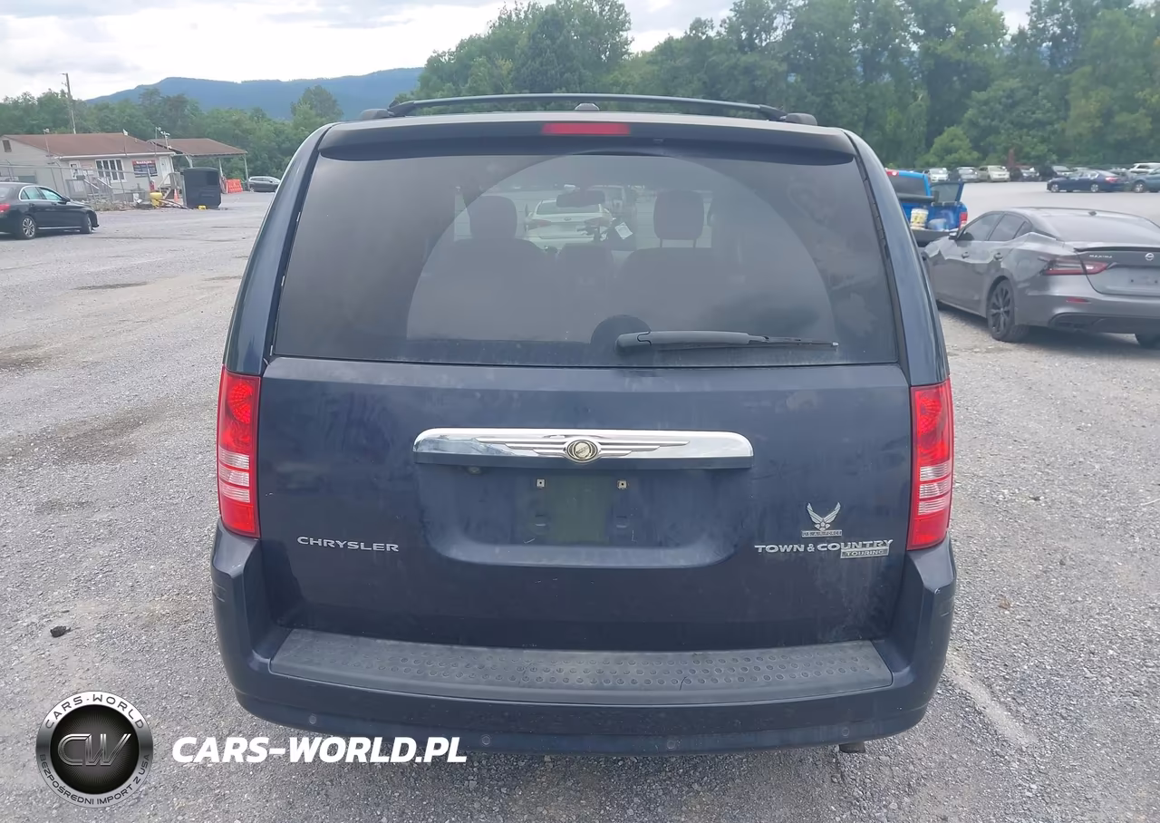 2009 Chrysler Town & Country Touring VIN:2A8HR54169R676943 - 17