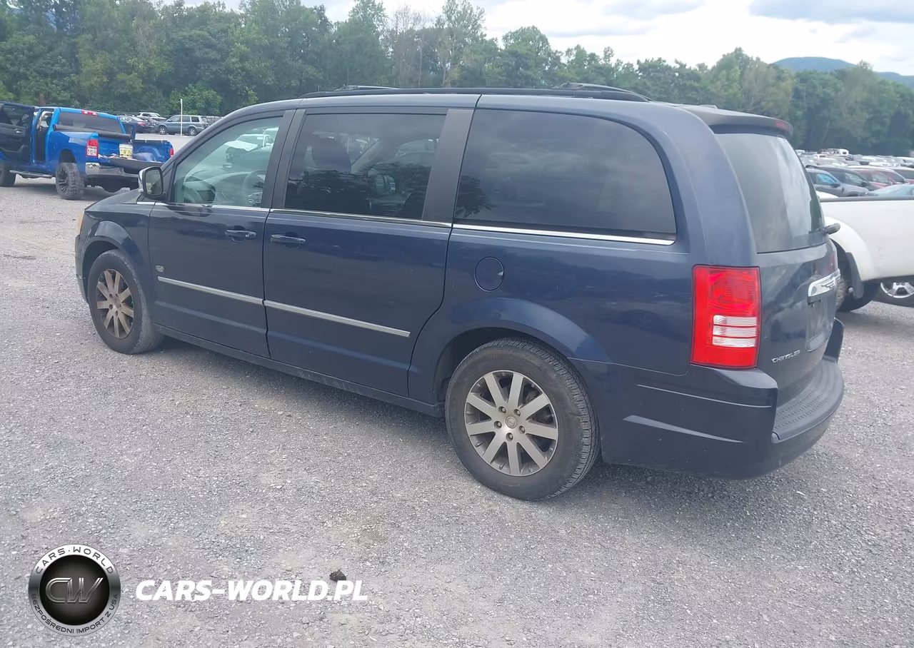 2009 Chrysler Town & Country Touring VIN:2A8HR54169R676943 - 3