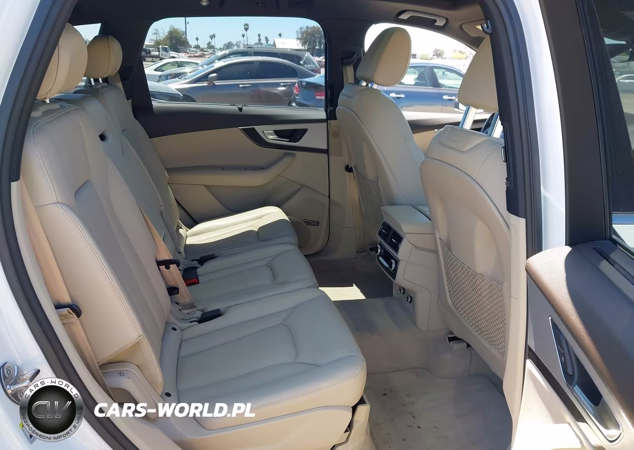 2018 Audi Q7 2.0T Premium VIN:WA1LHAF73JD021770 - 8