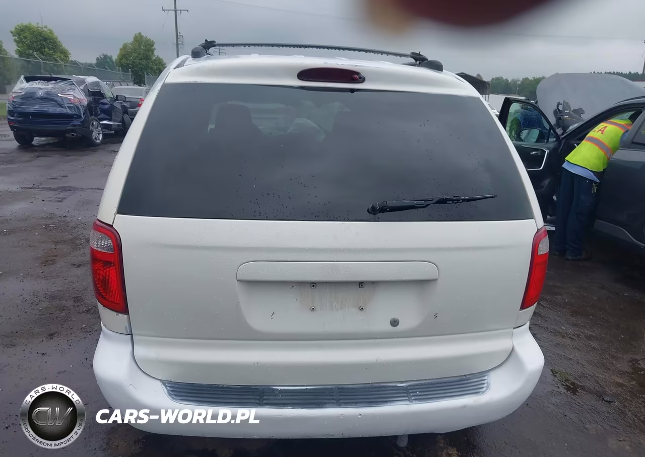 2005 Dodge Caravan Sxt VIN:1D8GP45R95B272679 - 17