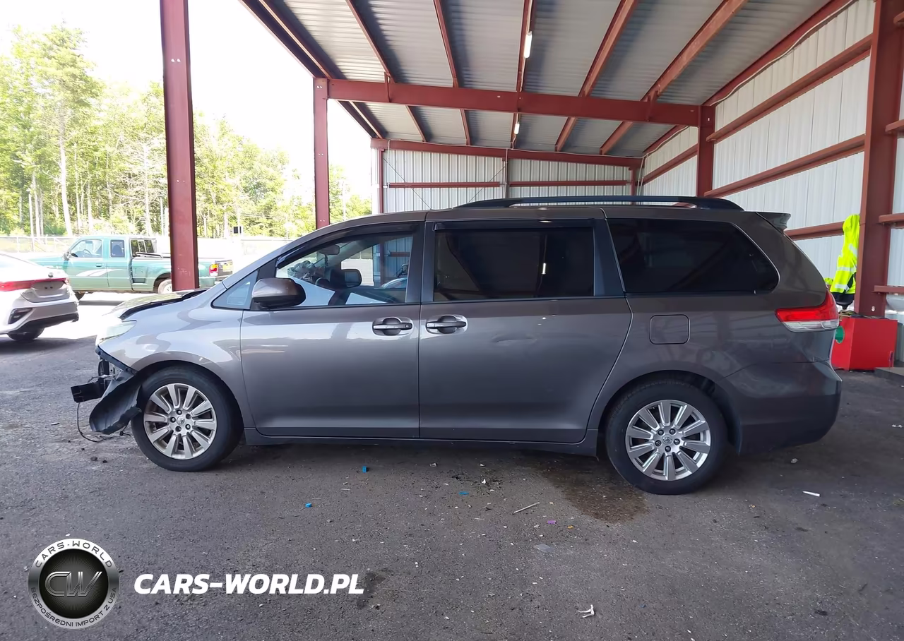 2014 Toyota Sienna Xle 7 Passenger VIN:5TDDK3DCXES083071 - 15