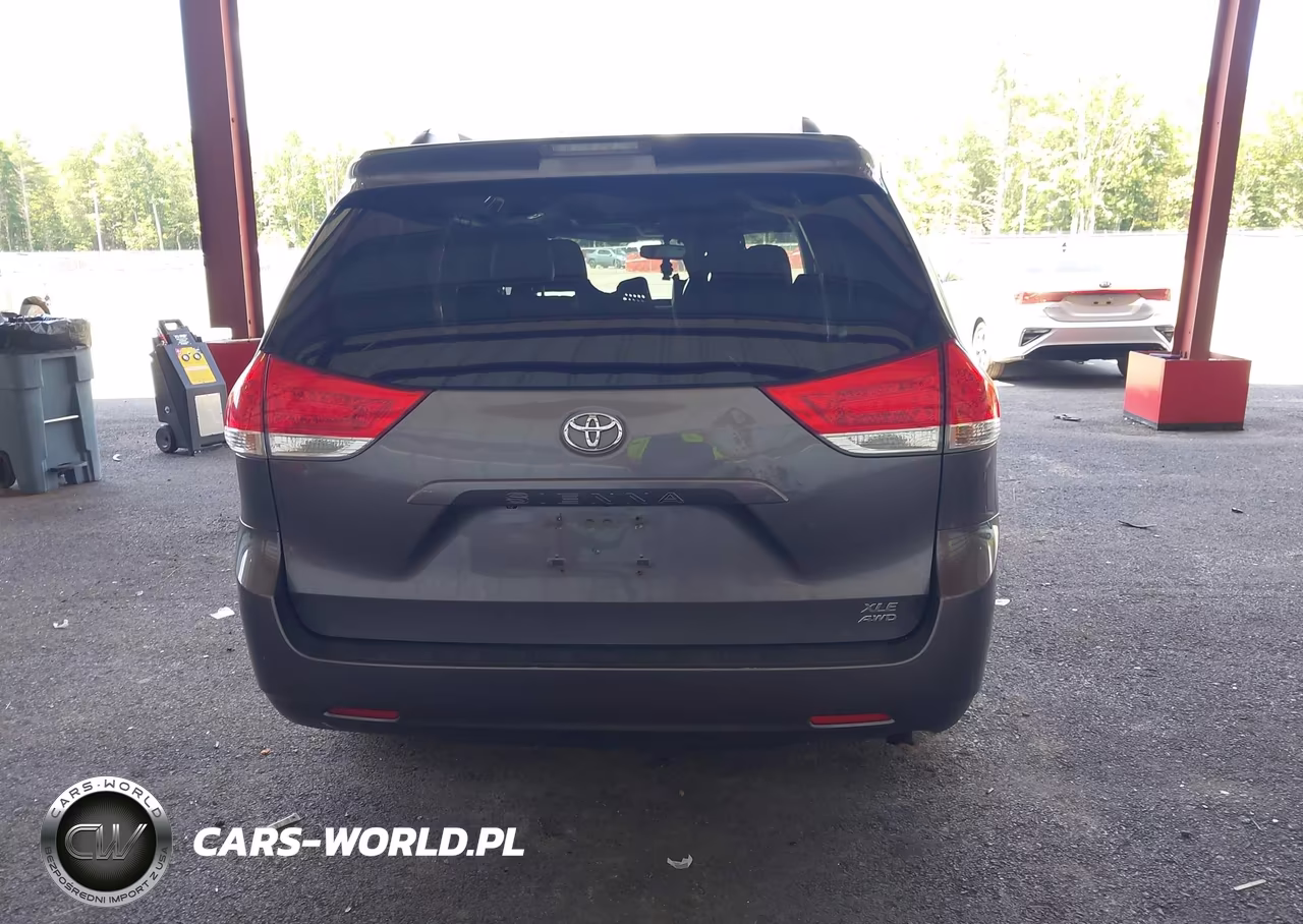 2014 Toyota Sienna Xle 7 Passenger VIN:5TDDK3DCXES083071 - 17