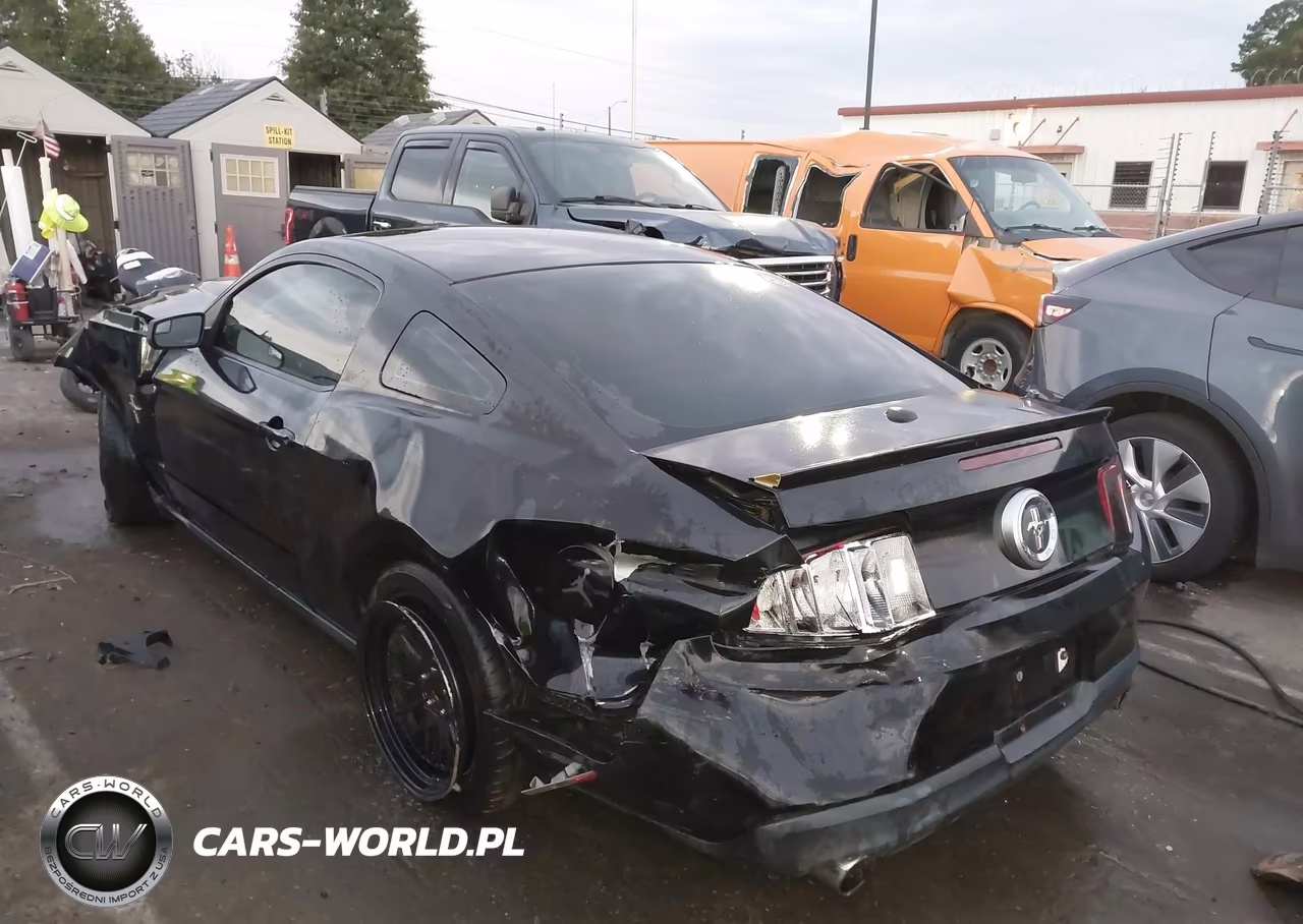 2011 Ford Mustang V6 Premium VIN:1ZVBP8AMXB5115177 - 3