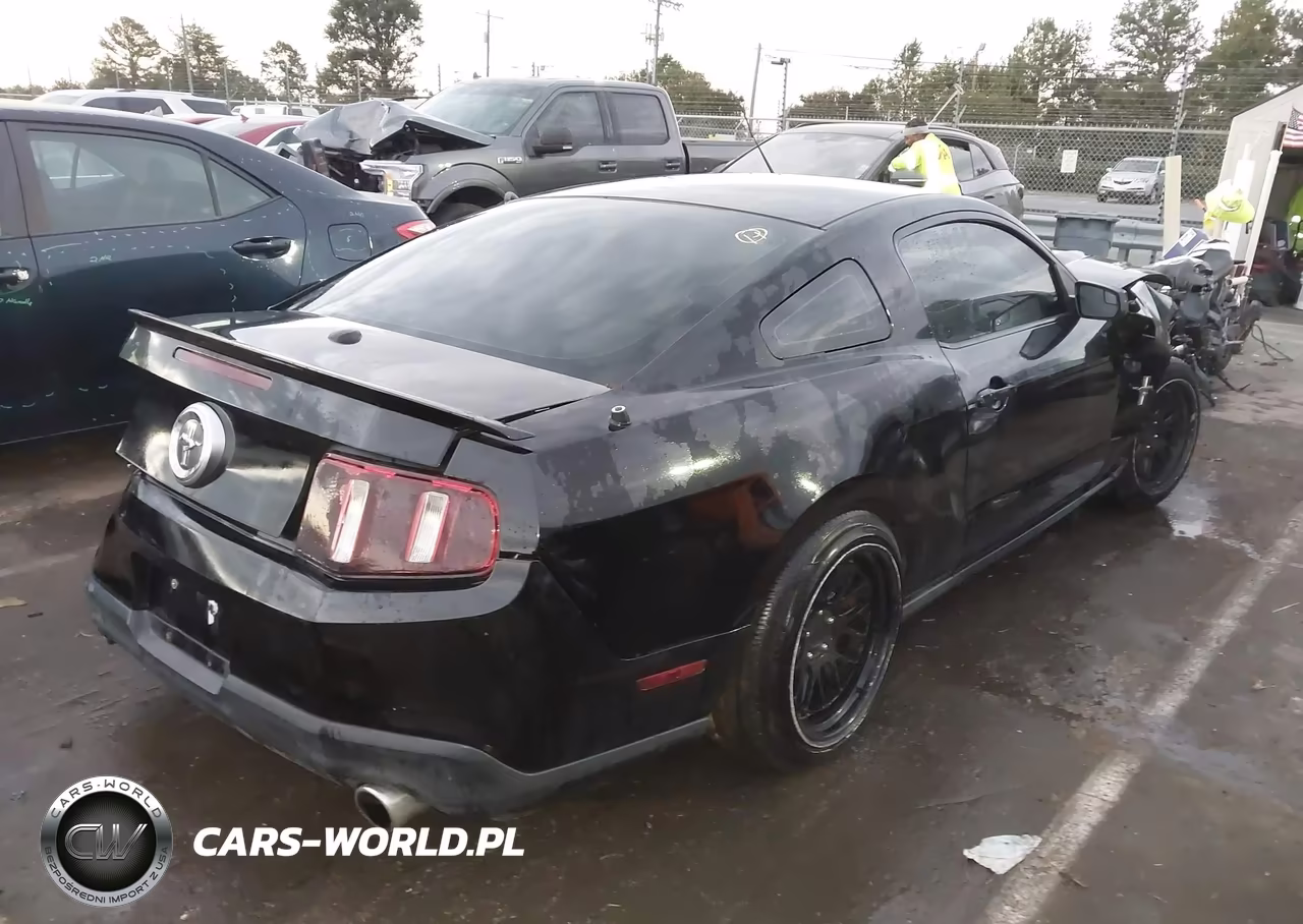2011 Ford Mustang V6 Premium VIN:1ZVBP8AMXB5115177 - 4