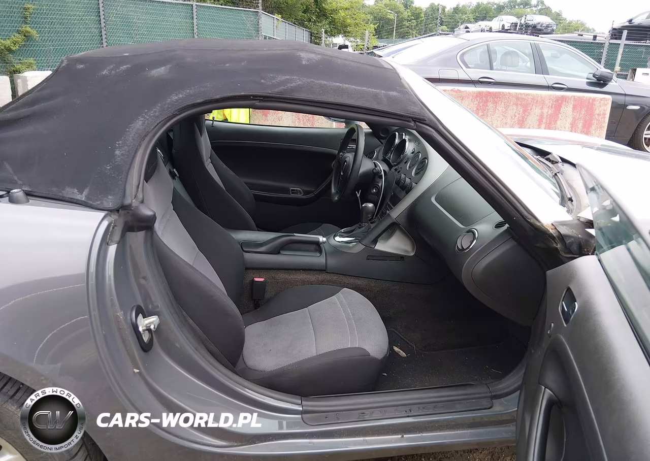 2008 Pontiac Solstice VIN:1G2MC35B98Y114553 - 5