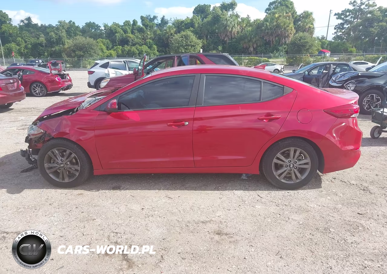 2018 Hyundai Elantra Sel VIN:5NPD84LF0JH251350 - 14