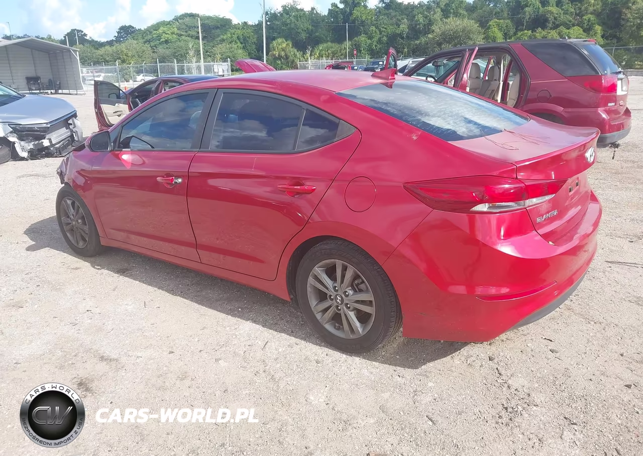 2018 Hyundai Elantra Sel VIN:5NPD84LF0JH251350 - 3