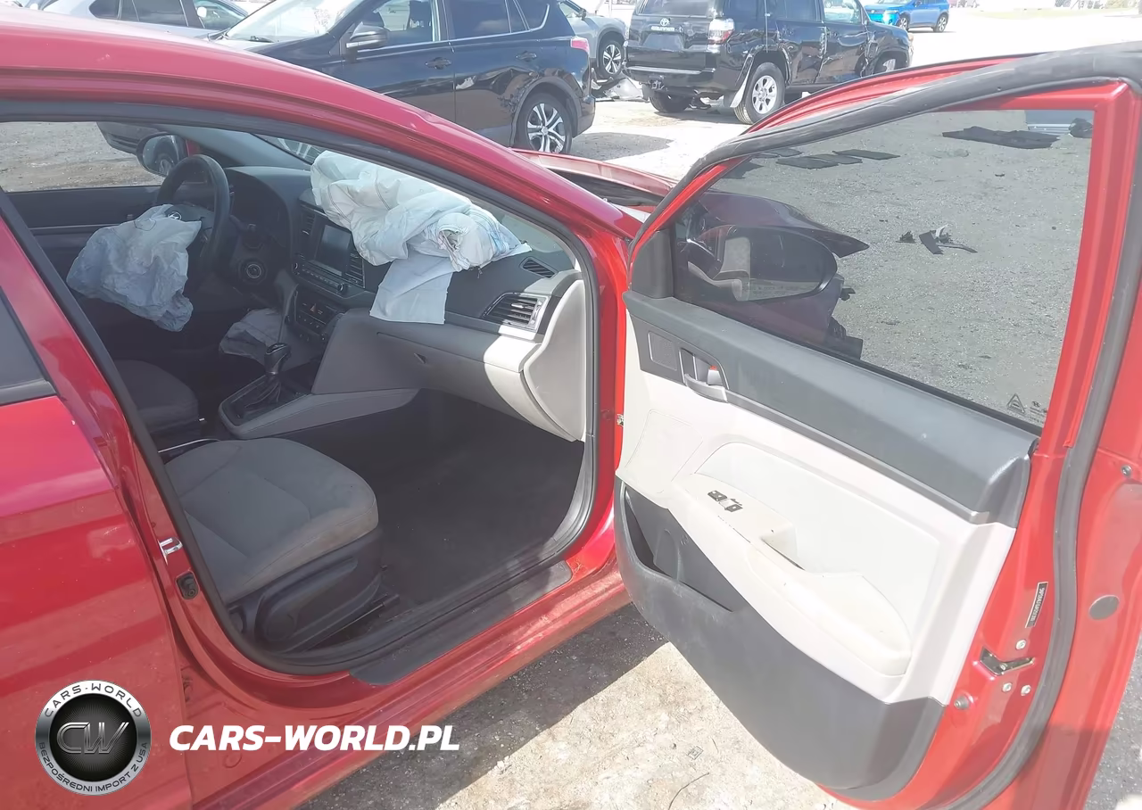 2018 Hyundai Elantra Sel VIN:5NPD84LF0JH251350 - 5