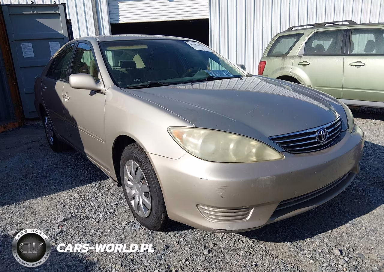 2005 Toyota Camry Le