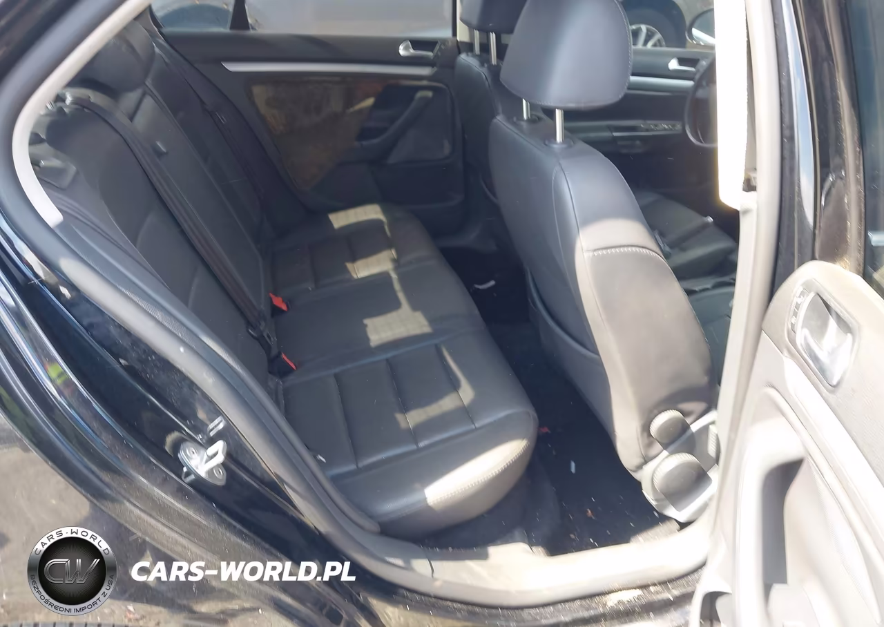2007 Volkswagen Jetta Wolfsburg Edition VIN:3VWEF71K47M182772 - 8