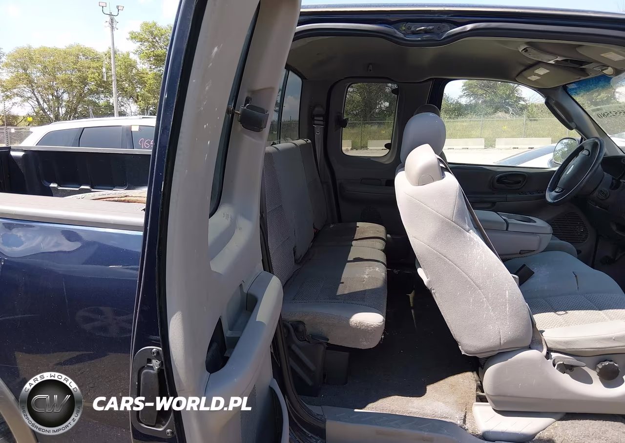 2003 Ford F-150 Lariat-Xl-Xlt VIN:1FTRX18L23NA48761 - 8