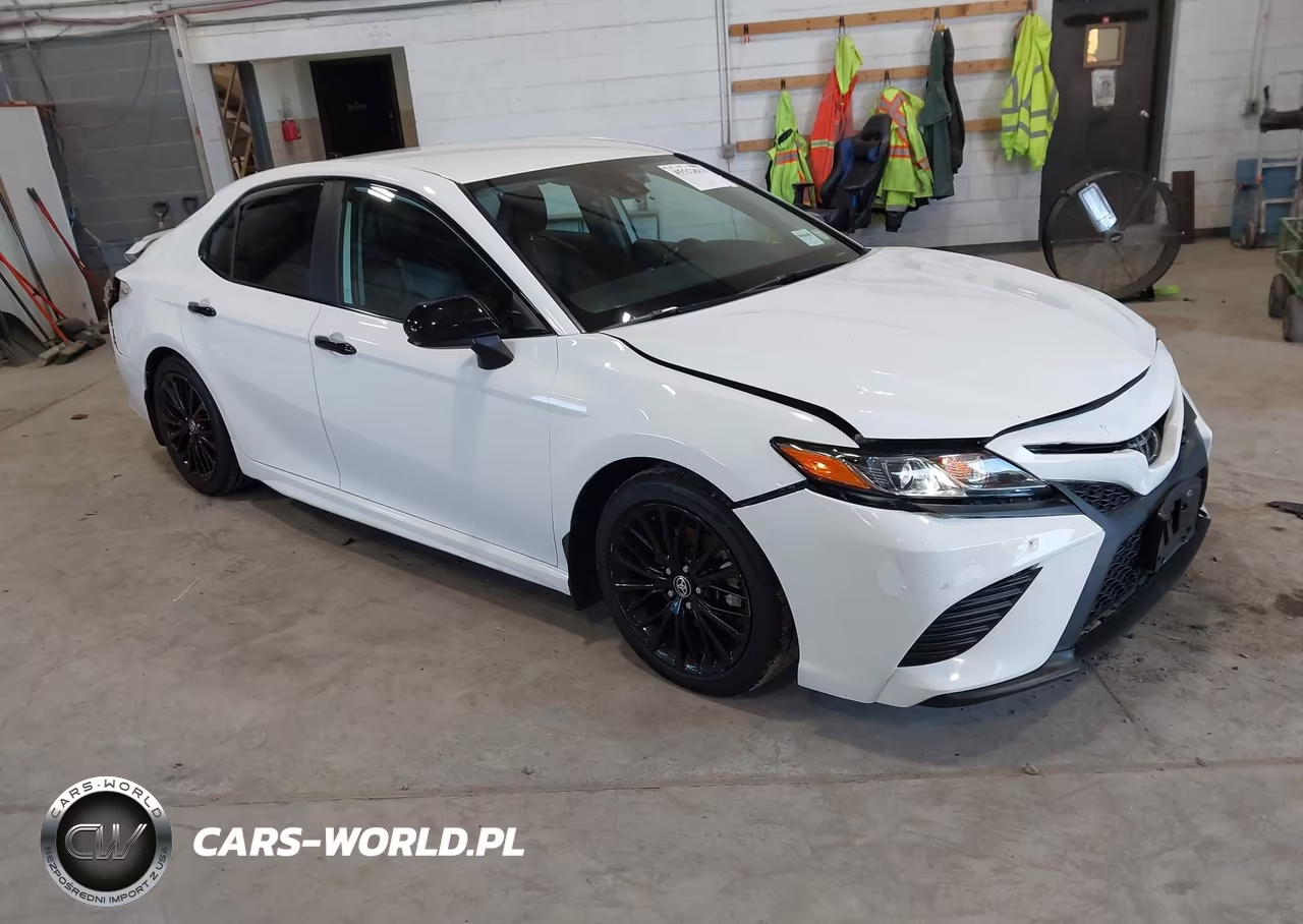 2020 Toyota Camry Se Nightshade Edition Awd – zdjęcie 1 z 16