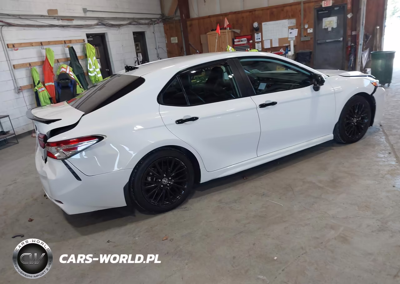 2020 Toyota Camry Se Nightshade Edition Awd VIN:4T1G11BK3LU003984 - 4