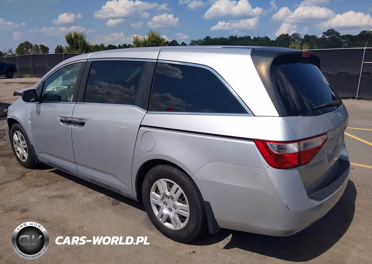 2011 Honda Odyssey Lx VIN:5FNRL5H23BB007675 - 3