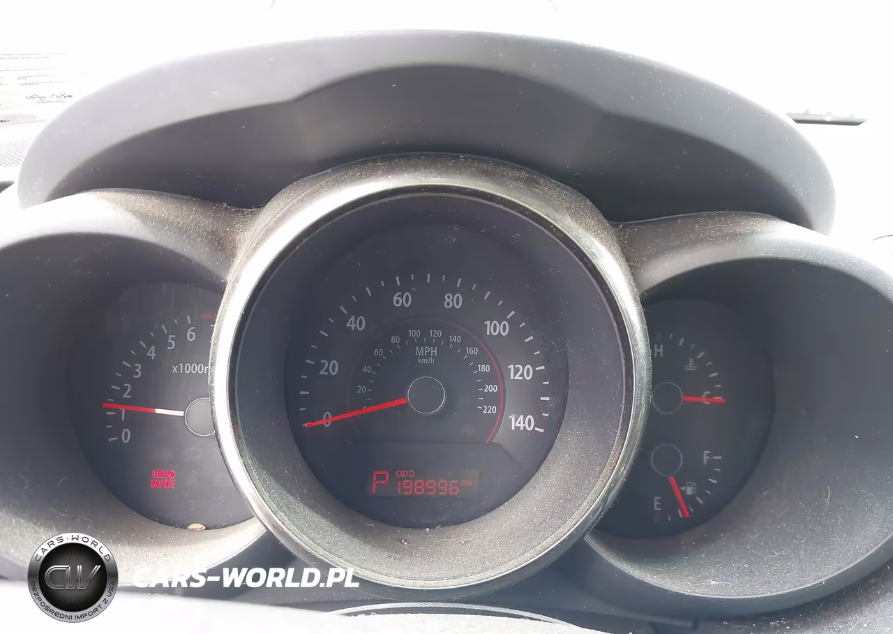 2010 Kia Soul + VIN:KNDJT2A28A7112447 - 7