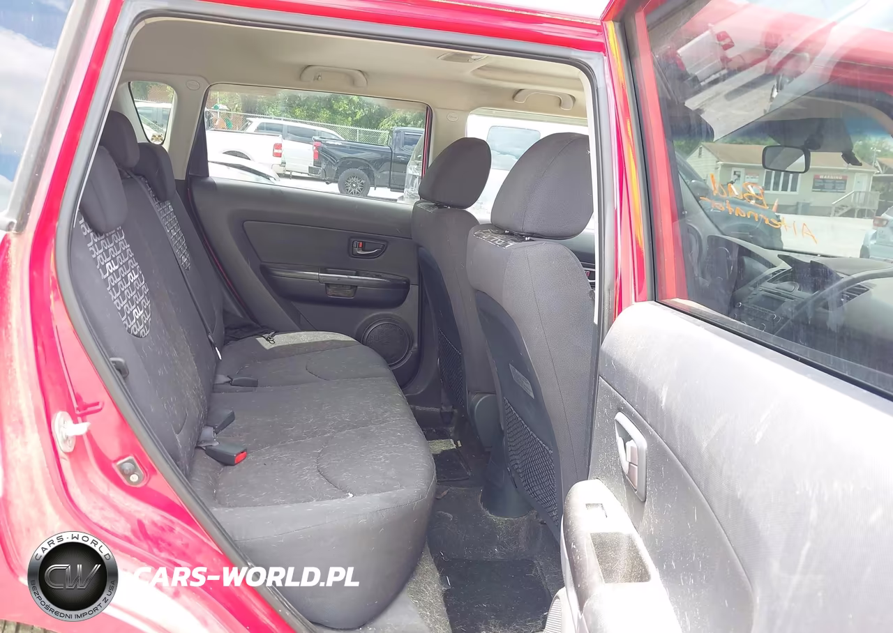 2010 Kia Soul + VIN:KNDJT2A28A7112447 - 8