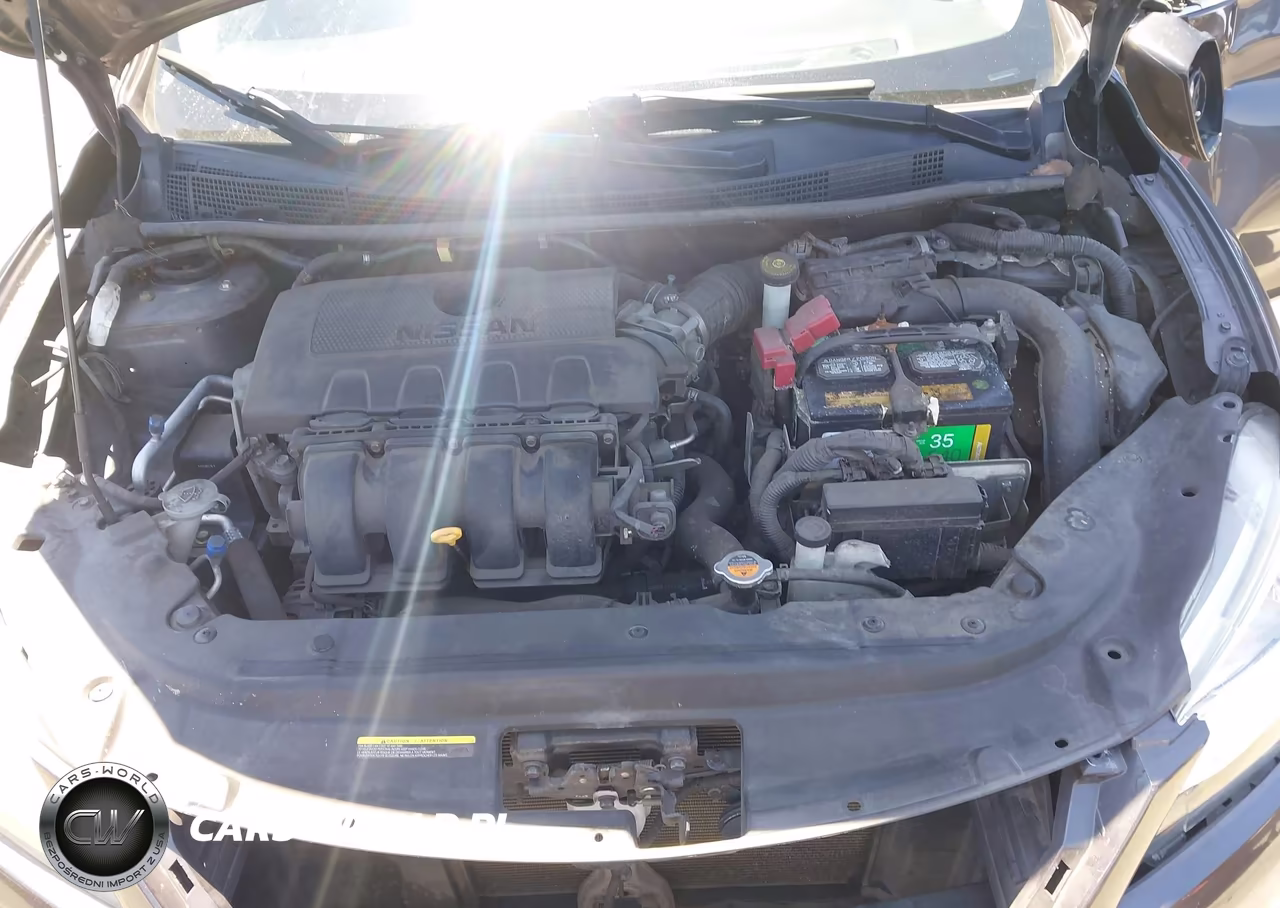 2015 Nissan Sentra Sr VIN:3N1AB7AP1FY329293 - 10