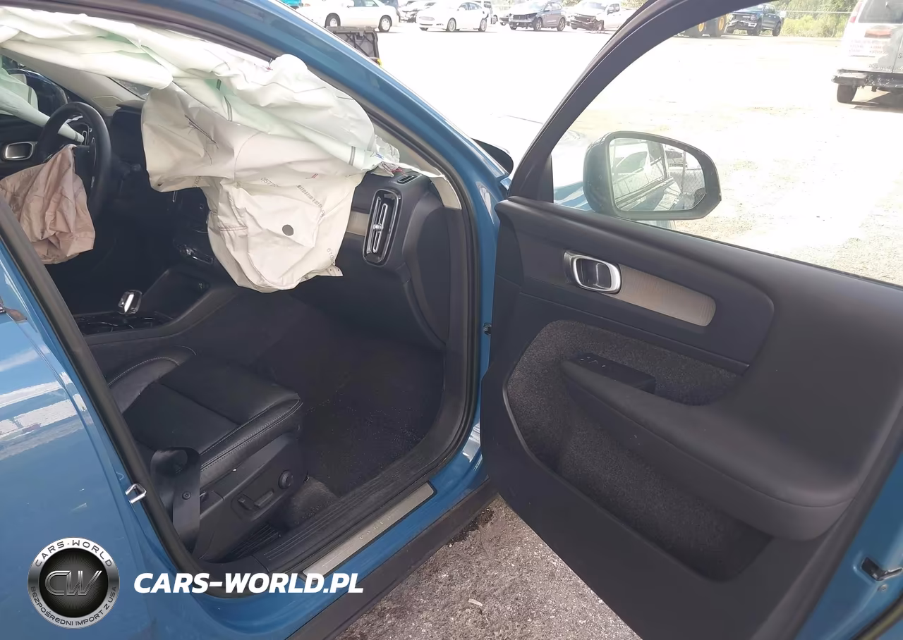2023 Volvo Xc40 B5 Plus Dark Theme VIN:YV4L12UW8P2967018 - 5