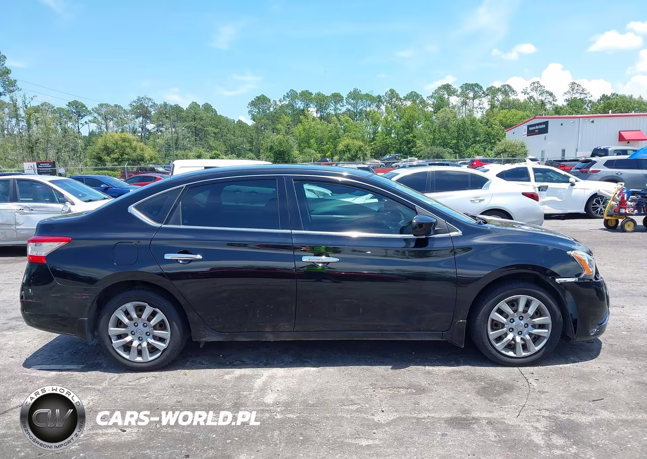 2015 Nissan Sentra S VIN:3N1AB7APXFY377732 - 13