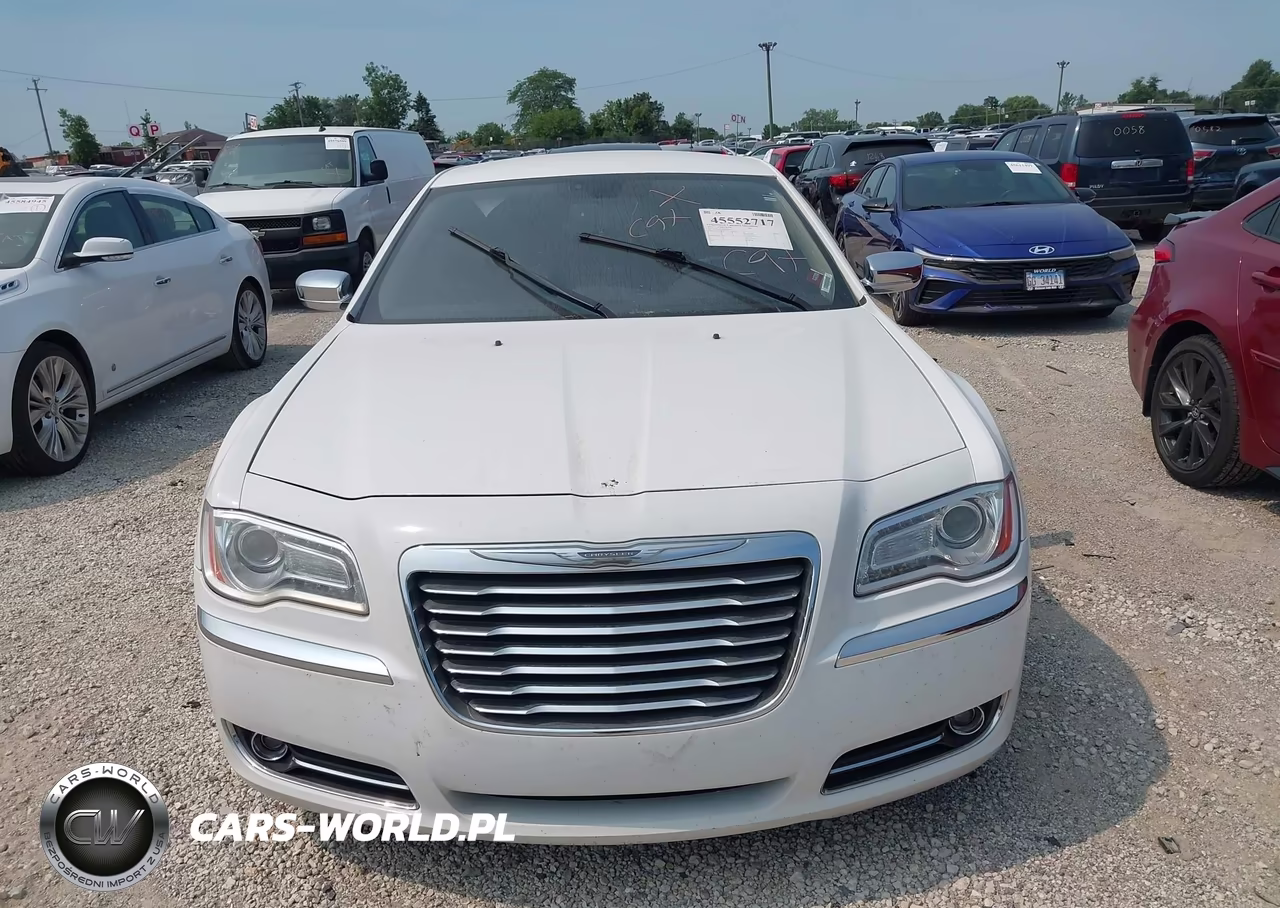 2012 Chrysler 300 Limited VIN:2C3CCACG1CH192374 - 6