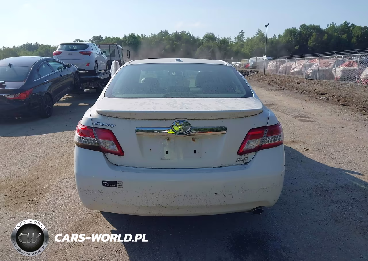 2010 Toyota Camry Xle VIN:4T4BF3EKXAR054999 - 15