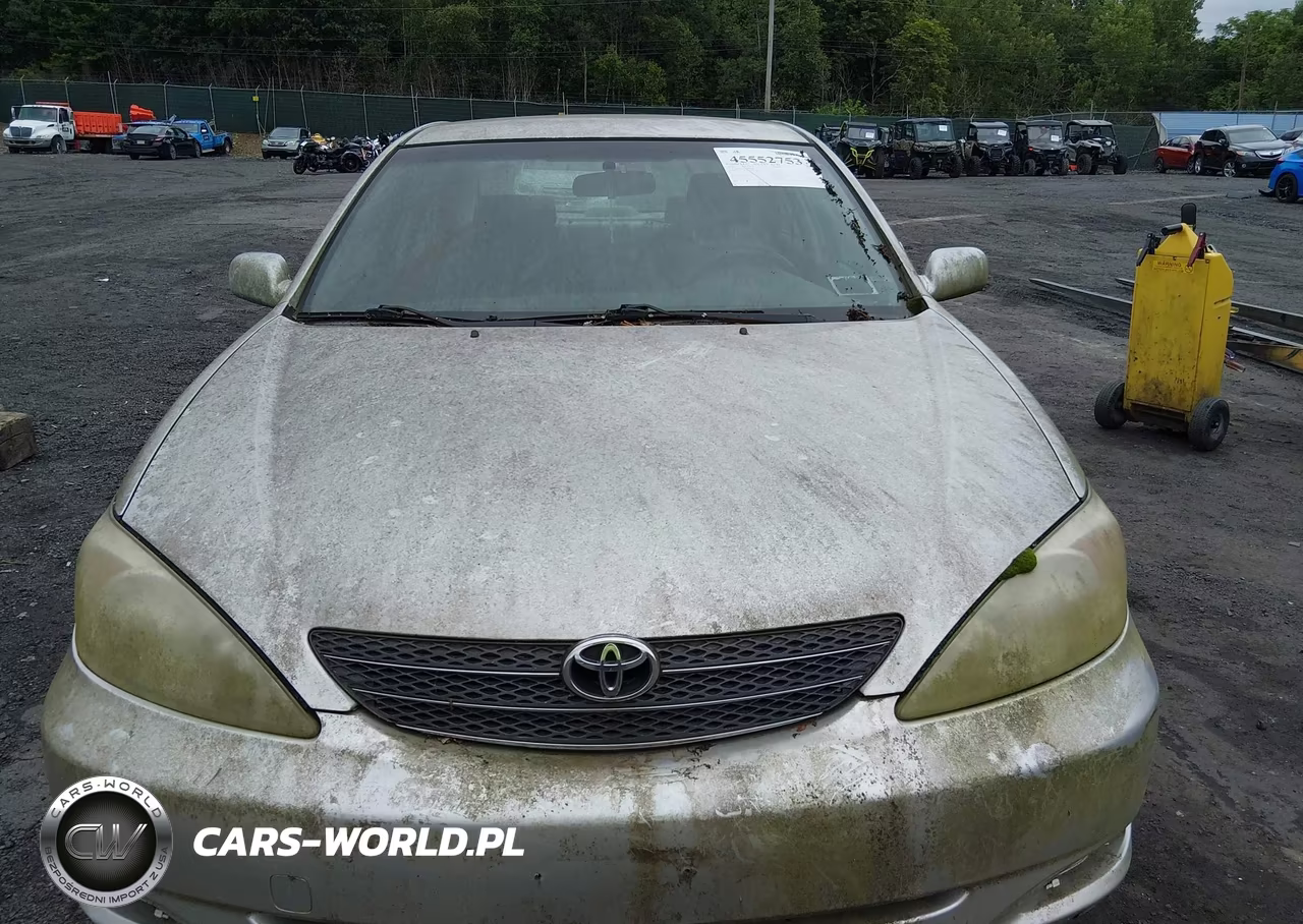 2002 Toyota Camry Le VIN:JTDBE32K520090016 - 6
