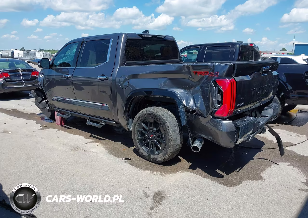 2023 Toyota Tundra VIN:5TFMA5DB3PX112929 - 3