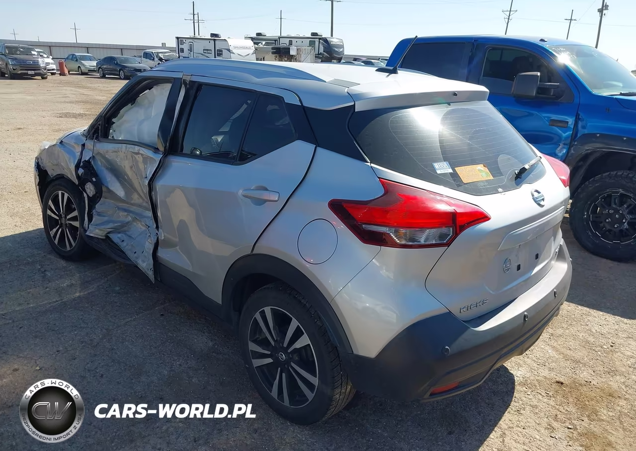 2020 Nissan Kicks Sv Xtronic Cvt VIN:3N1CP5CV6LL526690 - 3