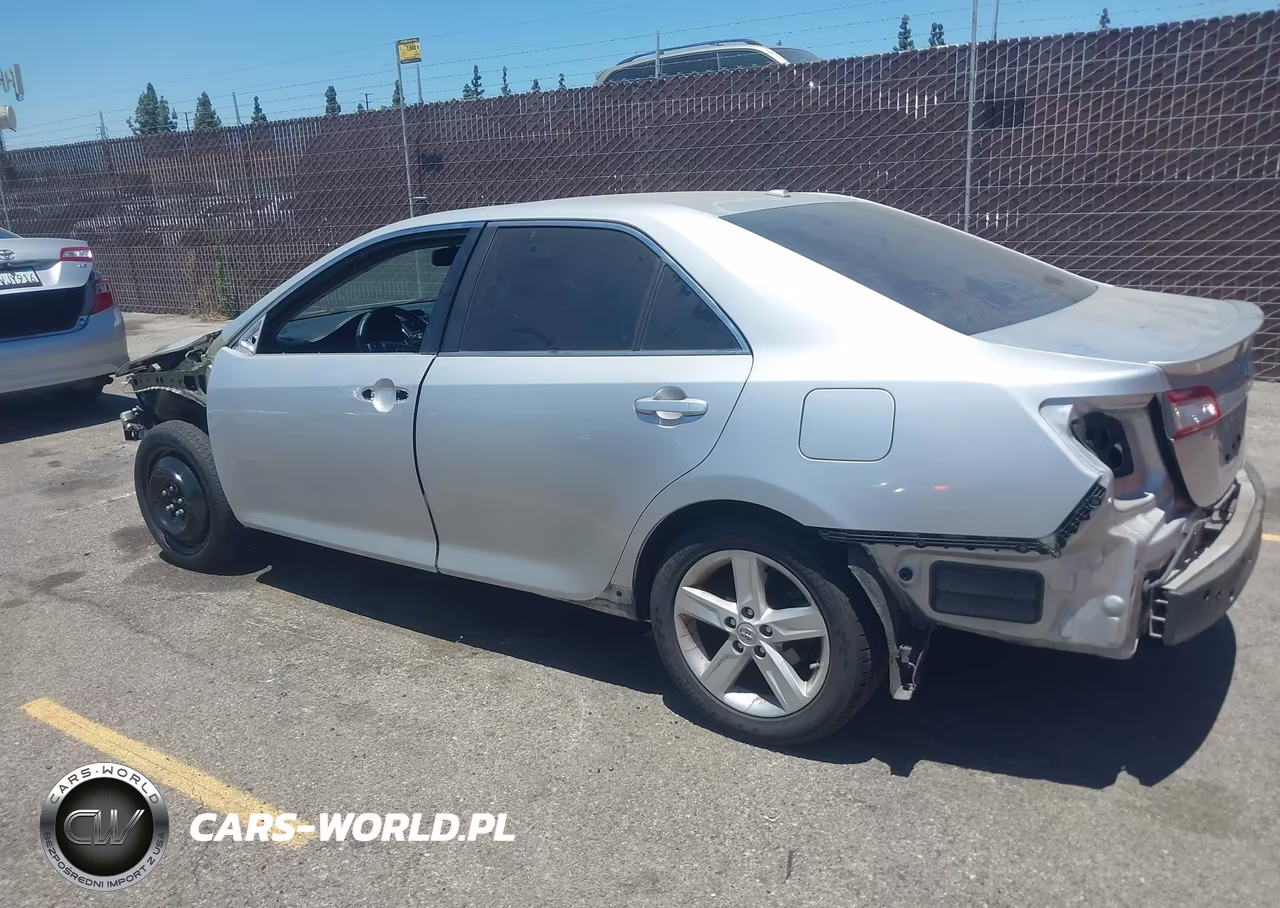 2014 Toyota Camry Se VIN:4T1BF1FK4EU755413 - 21