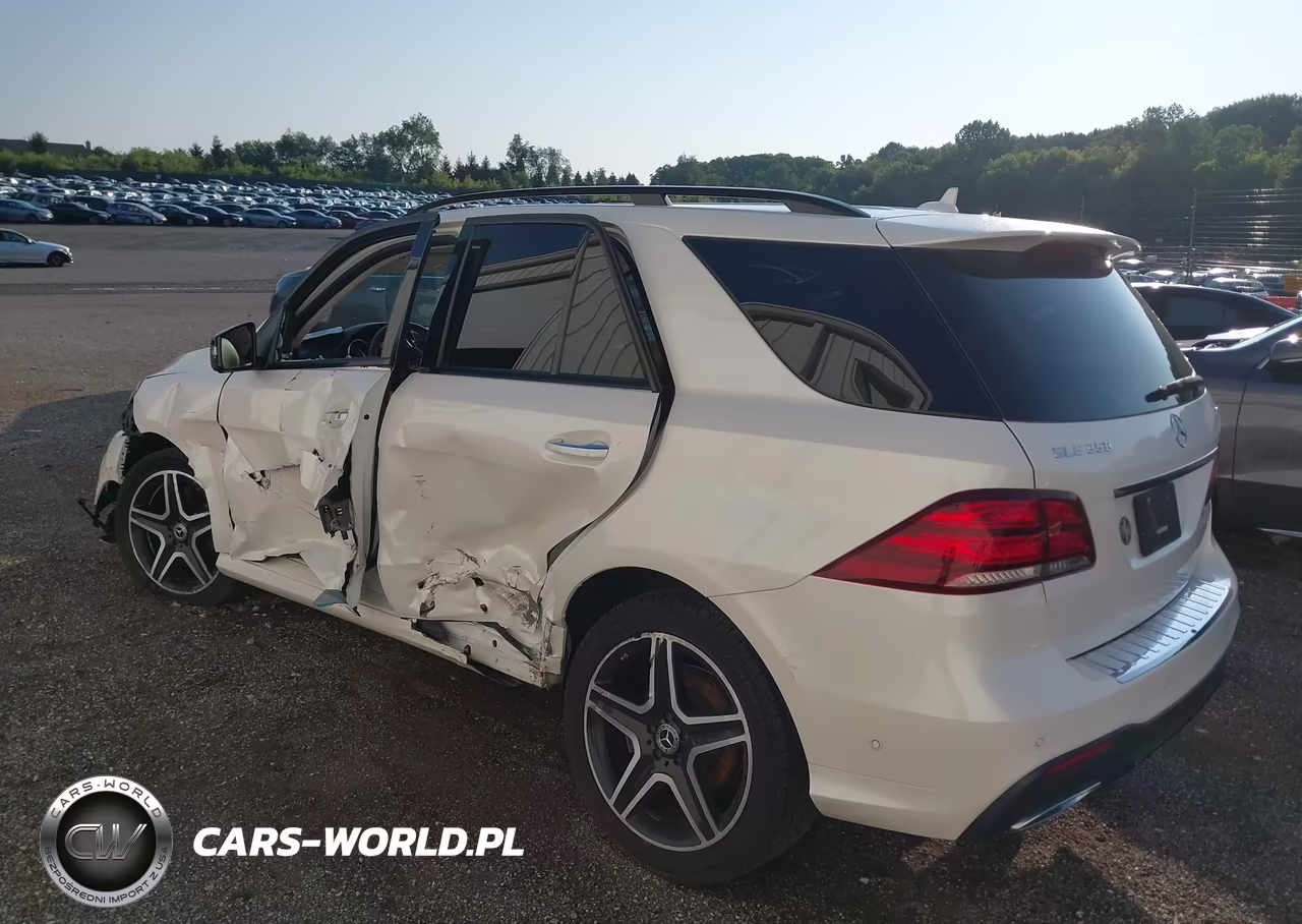 2018 Mercedes-Benz Gle 350 4Matic VIN:4JGDA5HB9JB158565 - 3