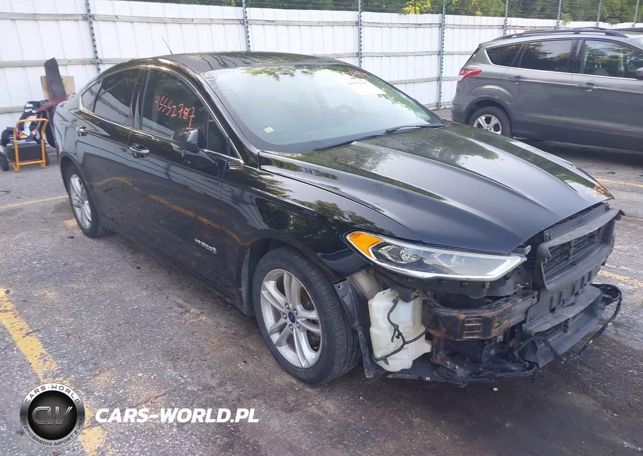 2018 Ford Fusion Hybrid Se – zdjęcie 1 z 17