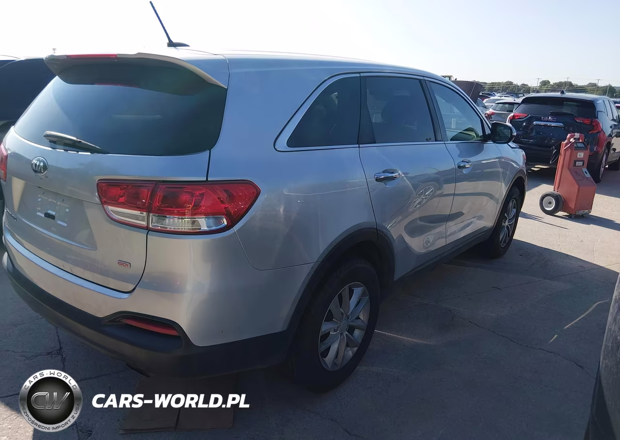2018 Kia Sorento 2.4L L VIN:5XYPG4A34JG354870 - 4