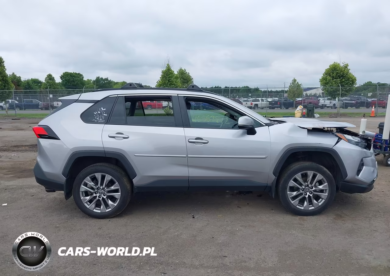 2023 Toyota Rav4 Xle Premium VIN:2T3A1RFV4PC379794 - 13