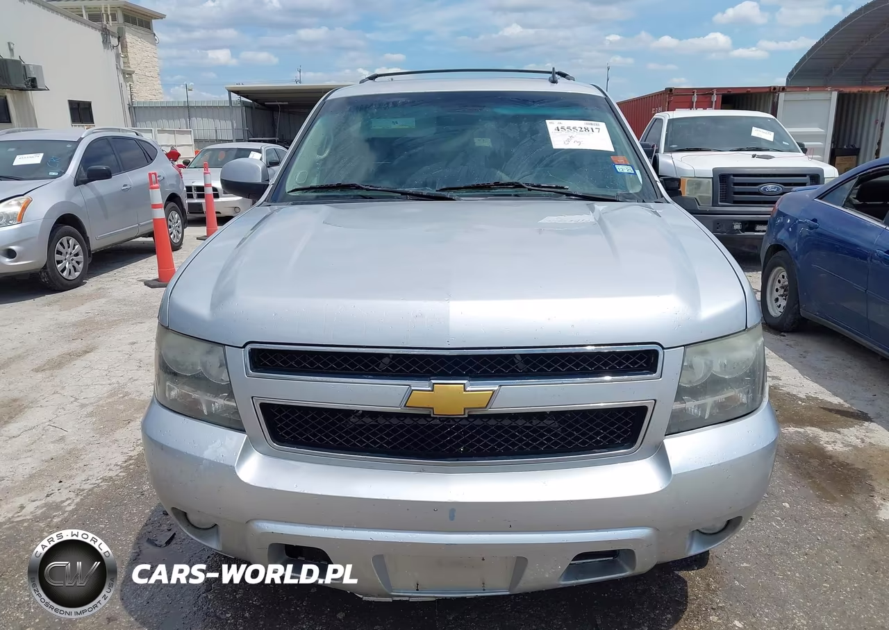 2014 Chevrolet Suburban 1500 Lt VIN:1GNSCJE05ER123205 - 12