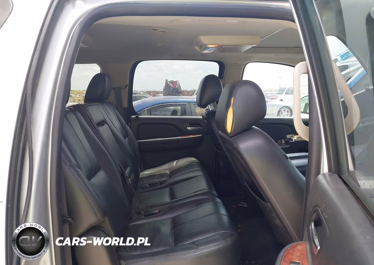 2014 Chevrolet Suburban 1500 Lt VIN:1GNSCJE05ER123205 - 8