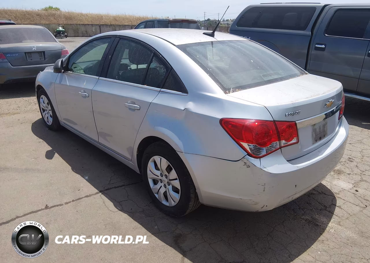 2012 Chevrolet Cruze Ls VIN:1G1PC5SH8C7126164 - 3
