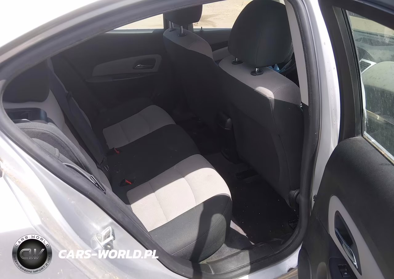 2012 Chevrolet Cruze Ls VIN:1G1PC5SH8C7126164 - 8