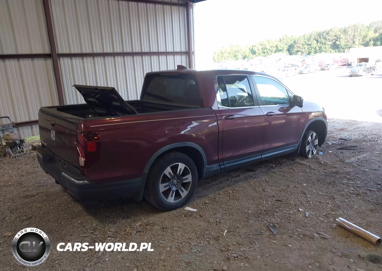 2018 Honda Ridgeline Rtl-T VIN:5FPYK2F60JB003205 - 4