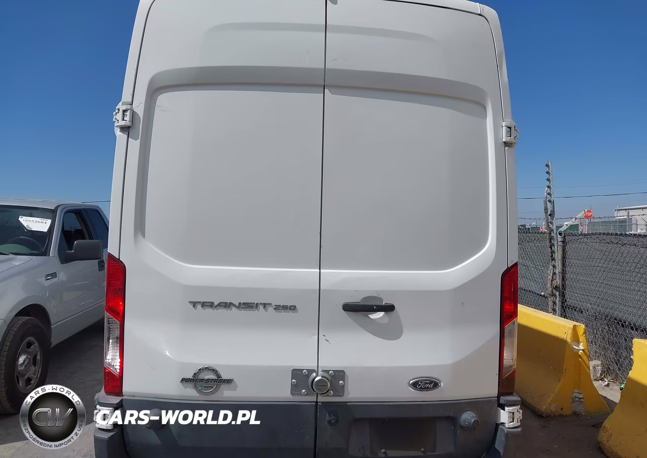 2015 Ford Transit-250 VIN:1FTYR3XV0FKA15784 - 16