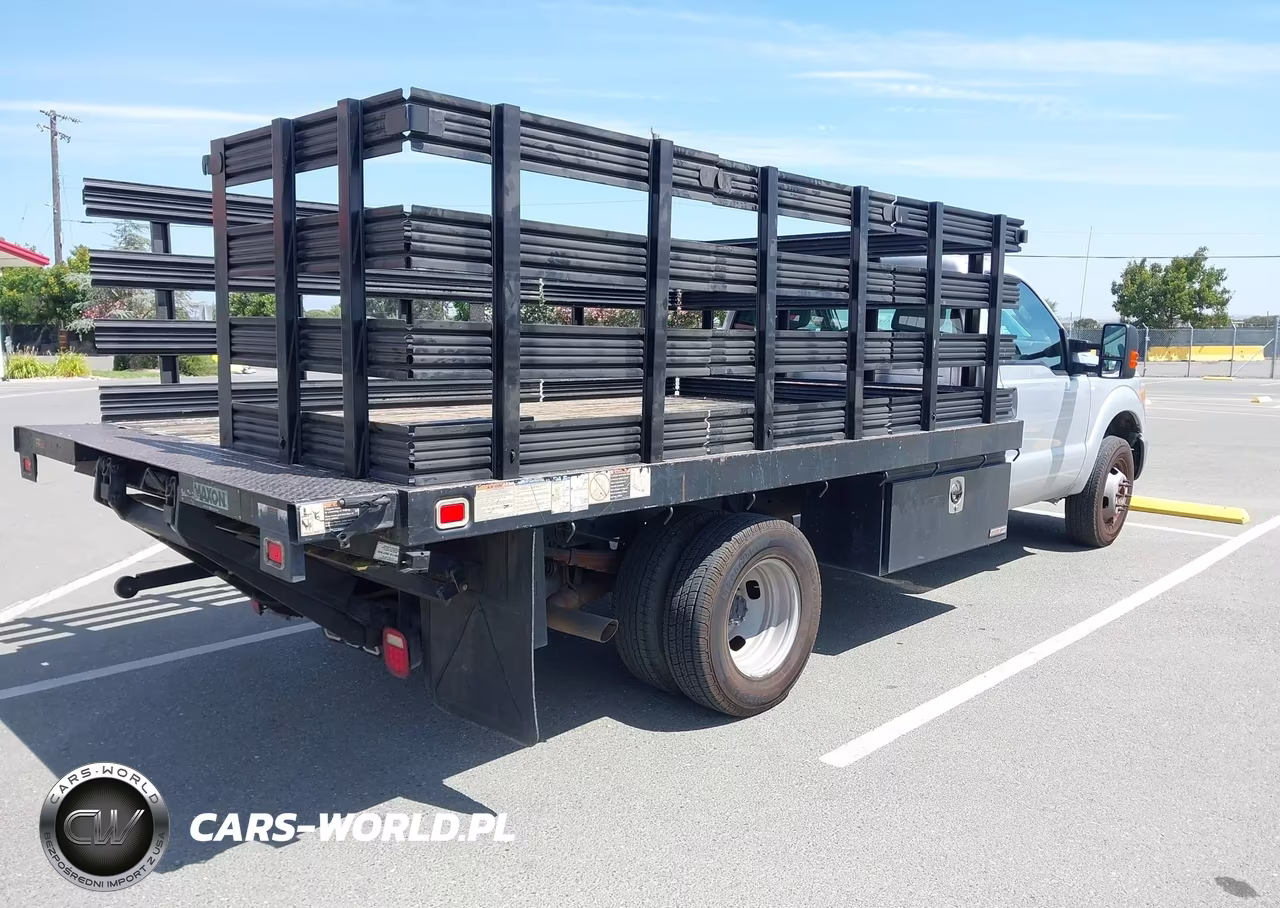 2016 Ford F-350 Chassis Xl-Xlt VIN:1FDRF3G62GED31222 - 4