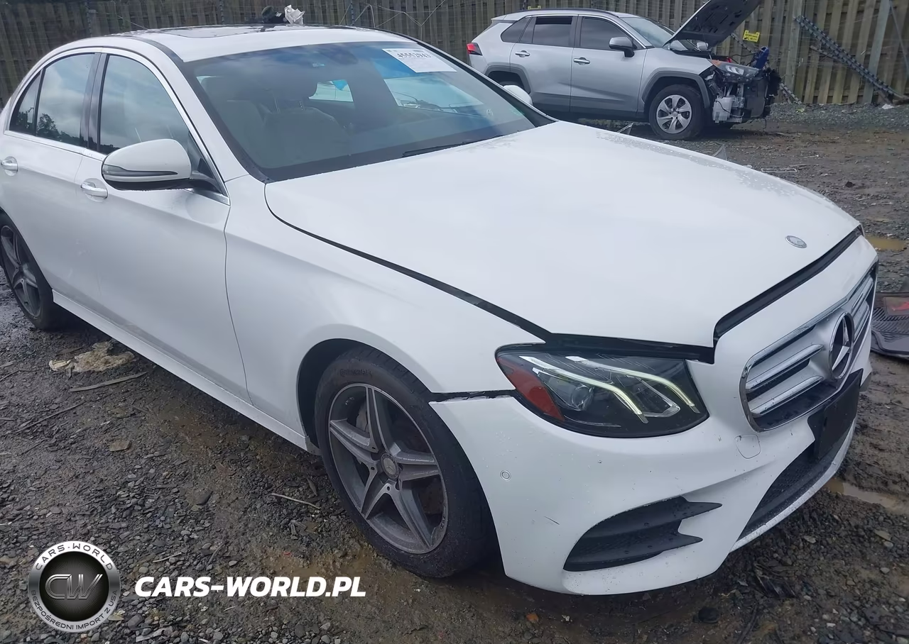 2017 Mercedes-Benz E 300 4Matic