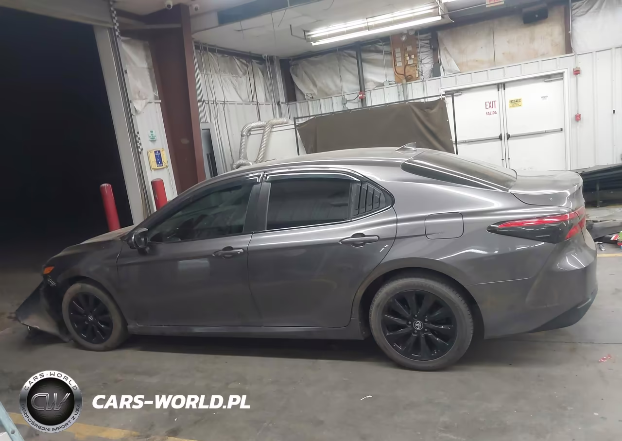 2020 Toyota Camry Le VIN:4T1C11AK1LU897998 - 14