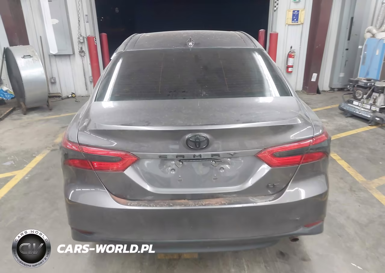 2020 Toyota Camry Le VIN:4T1C11AK1LU897998 - 16