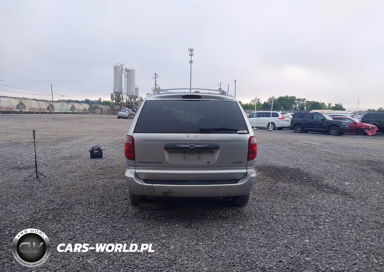 2001 Chrysler Town & Country Limited VIN:2C8GP64L31R376313 - 16