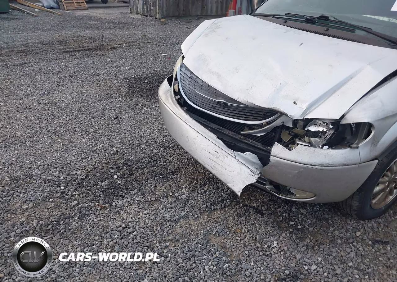 2001 Chrysler Town & Country Limited VIN:2C8GP64L31R376313 - 6