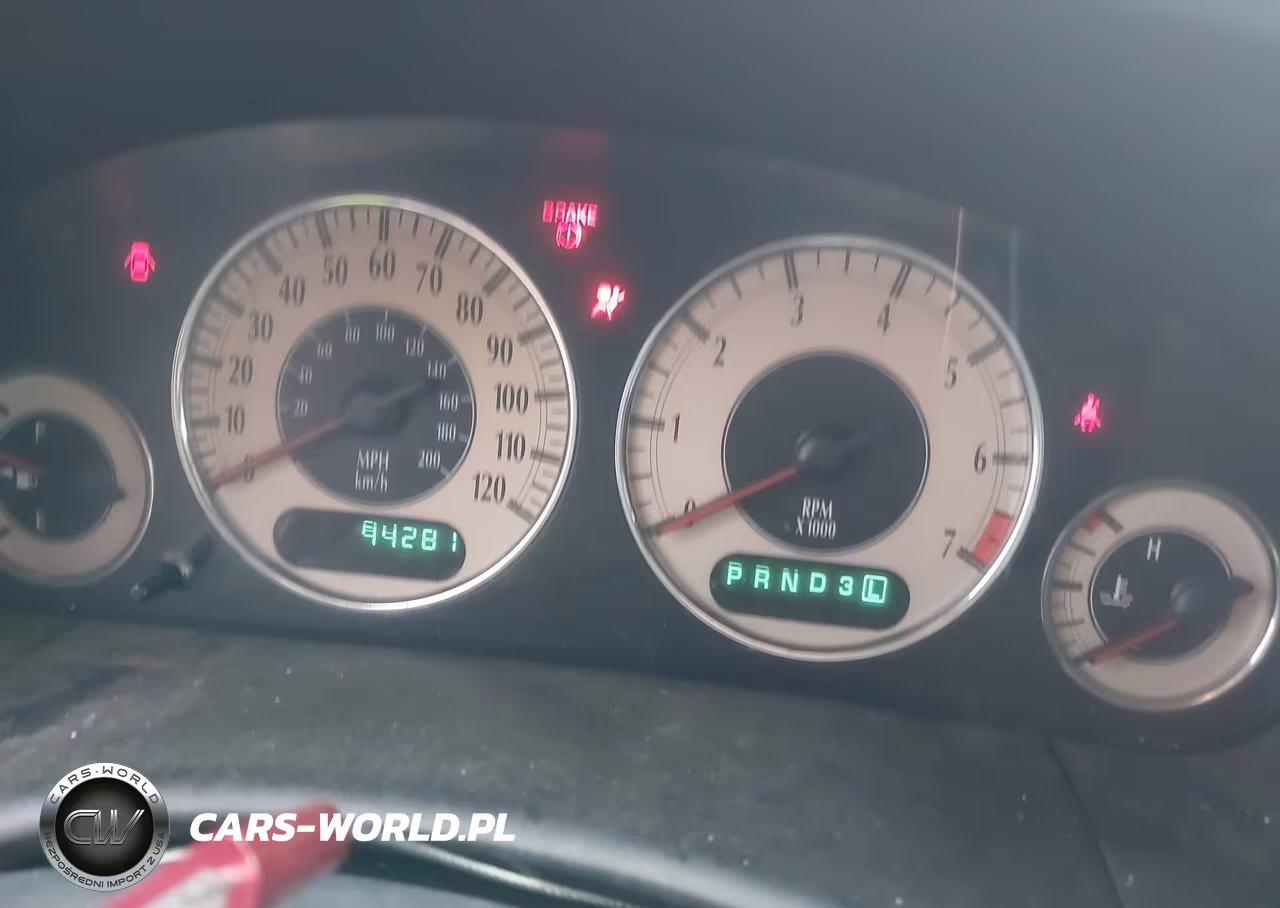 2001 Chrysler Town & Country Limited VIN:2C8GP64L31R376313 - 7