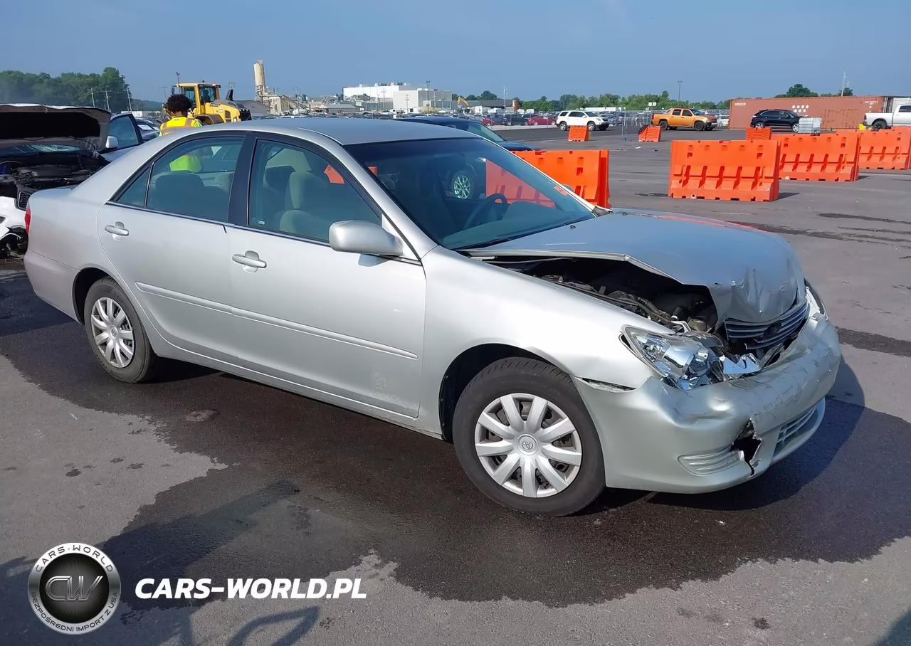 2005 Toyota Camry Le