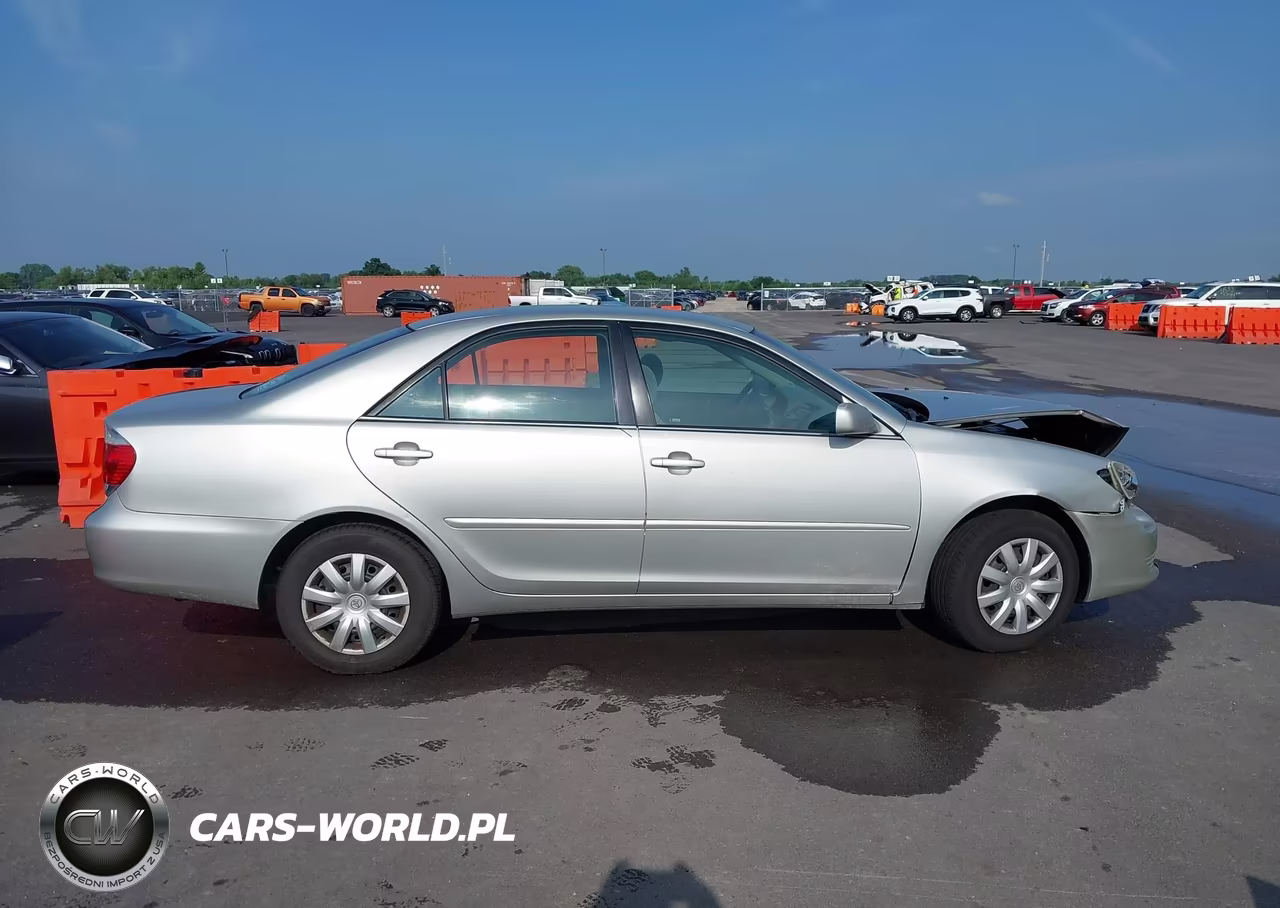 2005 Toyota Camry Le VIN:4T1BE30K55U416862 - 13