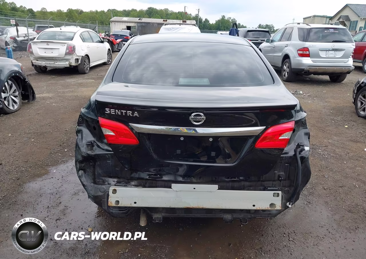 2019 Nissan Sentra S VIN:3N1AB7AP0KY284969 - 17