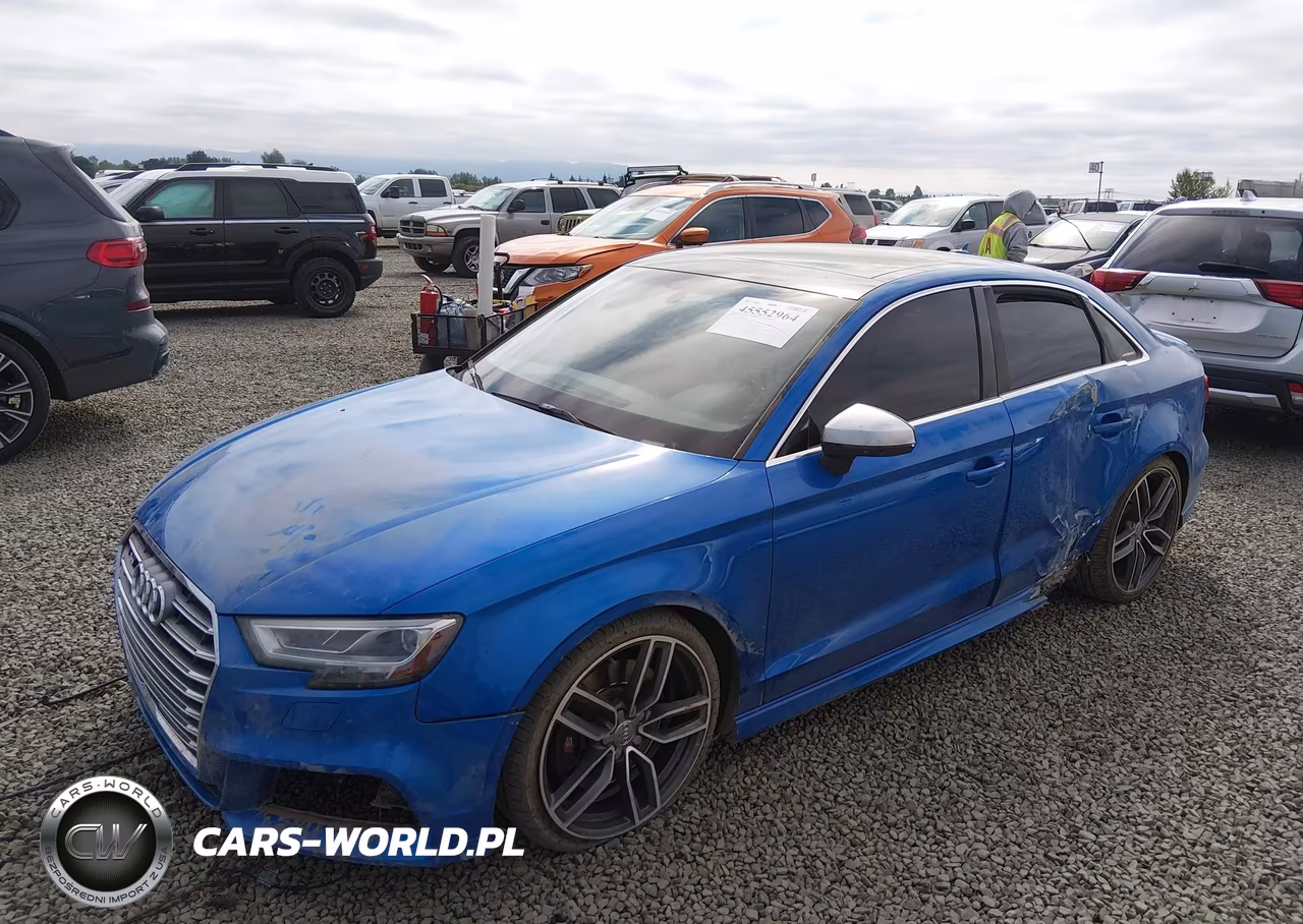 2017 Audi S3 Premium Plus VIN:WAUB1GFFXH1050966 - 2